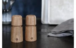 Crush Grind Moulins à Sel Et à Poivre Stockholm Lot De 2, 11 Cm, Brun Clair - Moulin à épices 7 Crush Grind Moulins à Sel Et à Poivre Stockholm Lot De 2, 11 Cm, Brun Clair - Moulin à épices -Paderno Shop unnamed file 3536